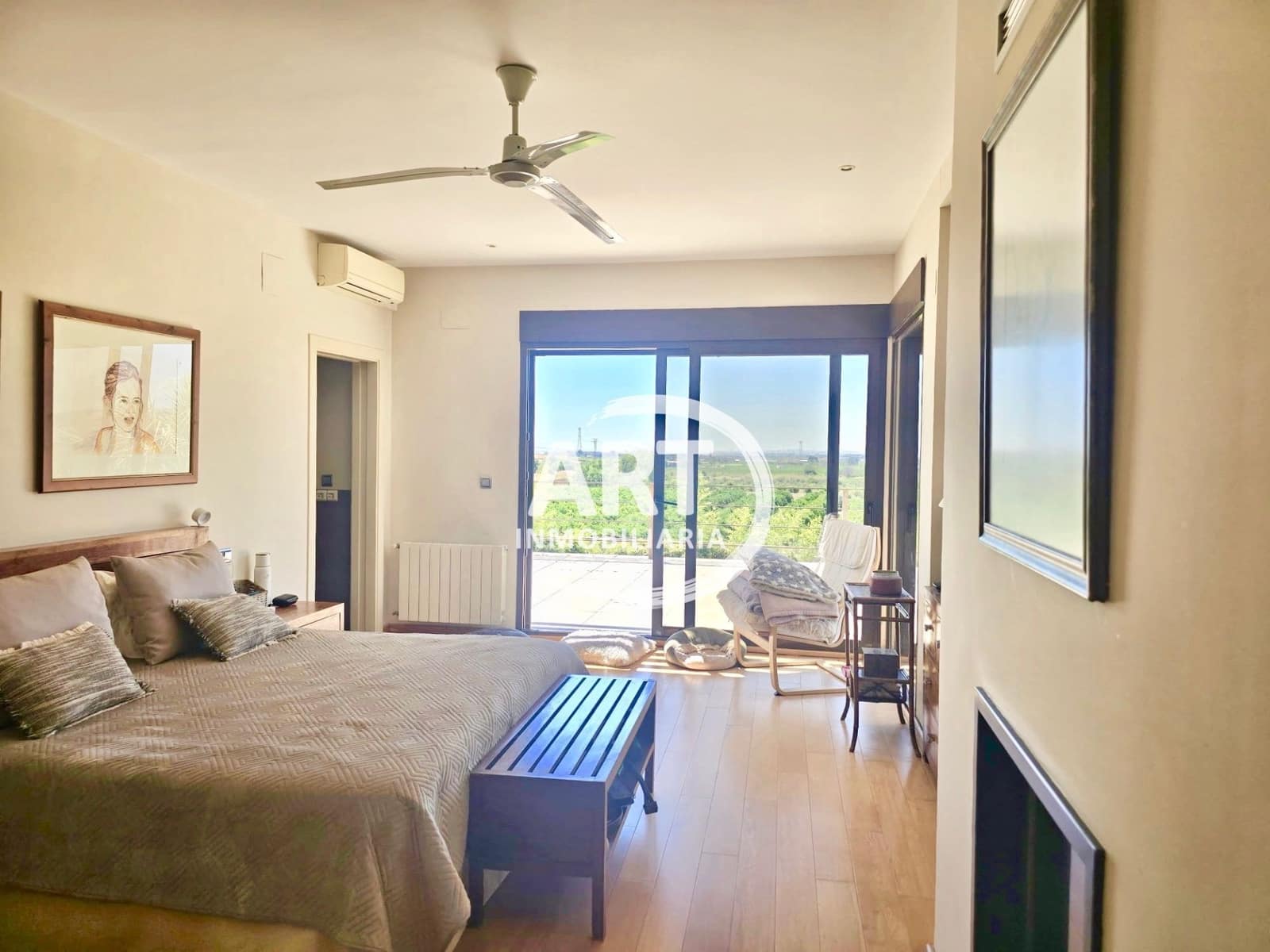 4 bedroom Villa for sale in Betera with pool garage - € 2,250,000 (Ref: 9864012)