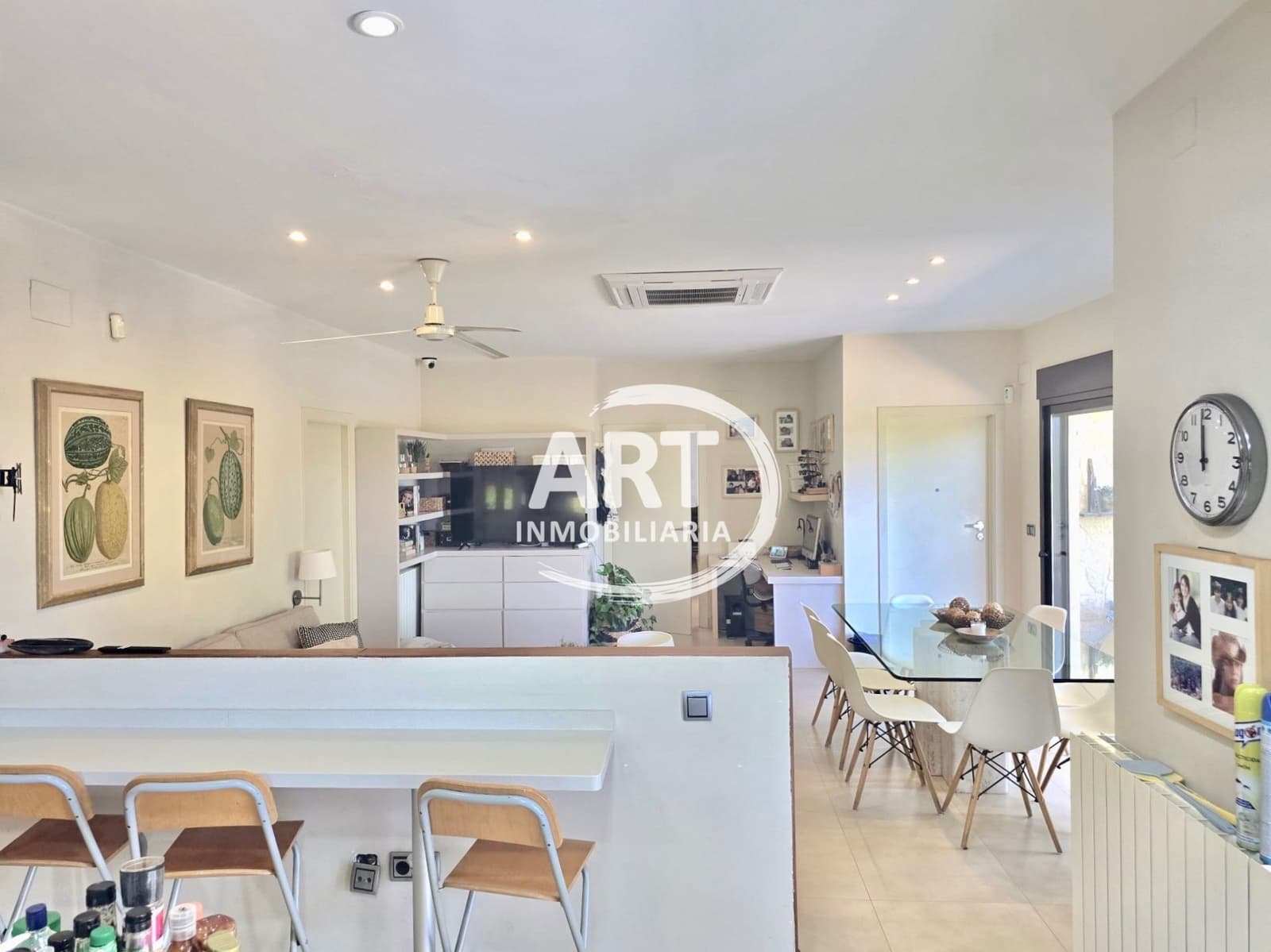 4 bedroom Villa for sale in Betera with pool garage - € 2,250,000 (Ref: 9864012)