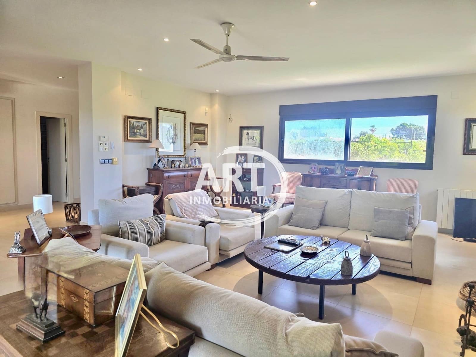 4 bedroom Villa for sale in Betera with pool garage - € 2,250,000 (Ref: 9864012)