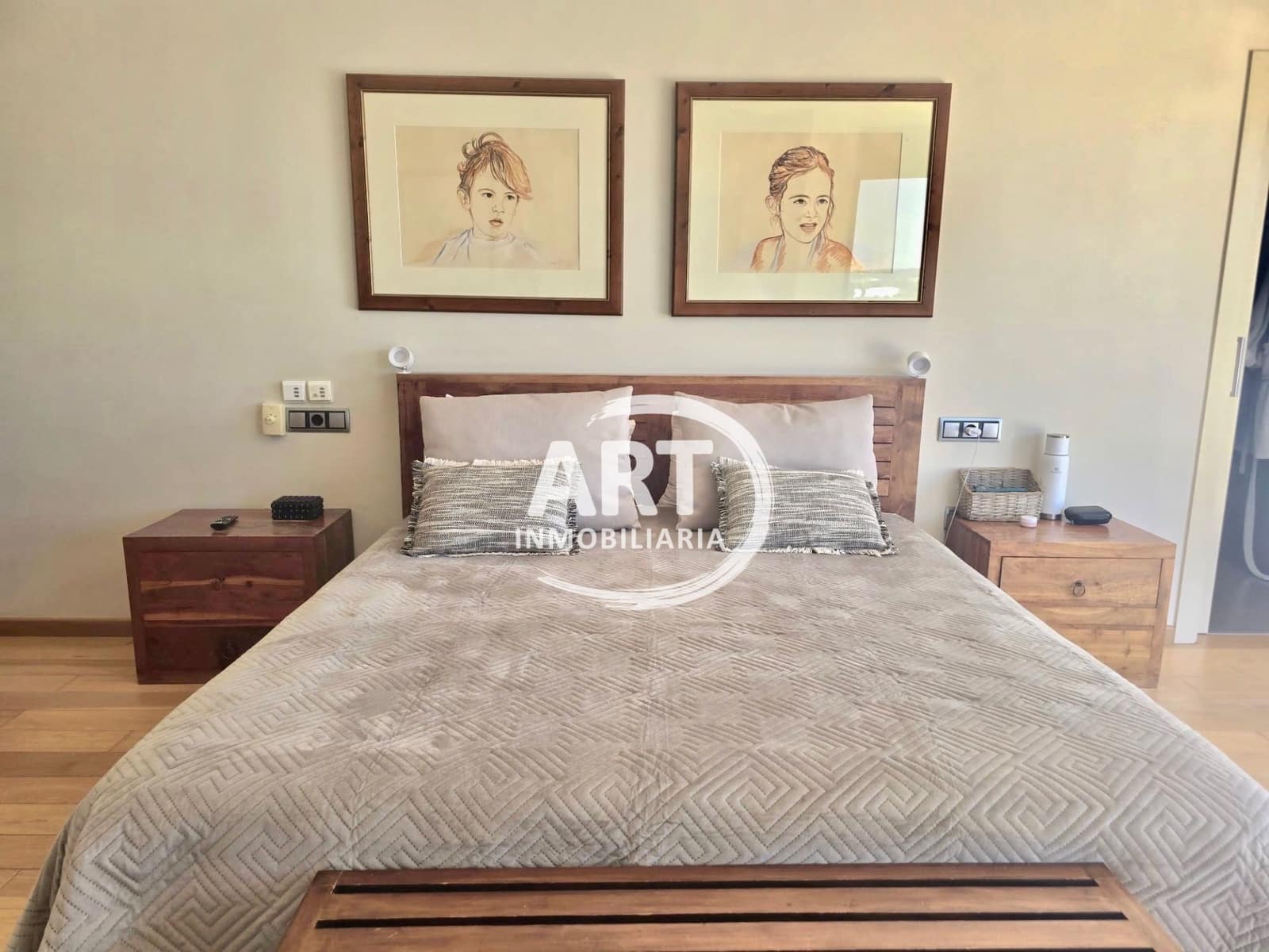4 bedroom Villa for sale in Betera with pool garage - € 2,250,000 (Ref: 9864012)
