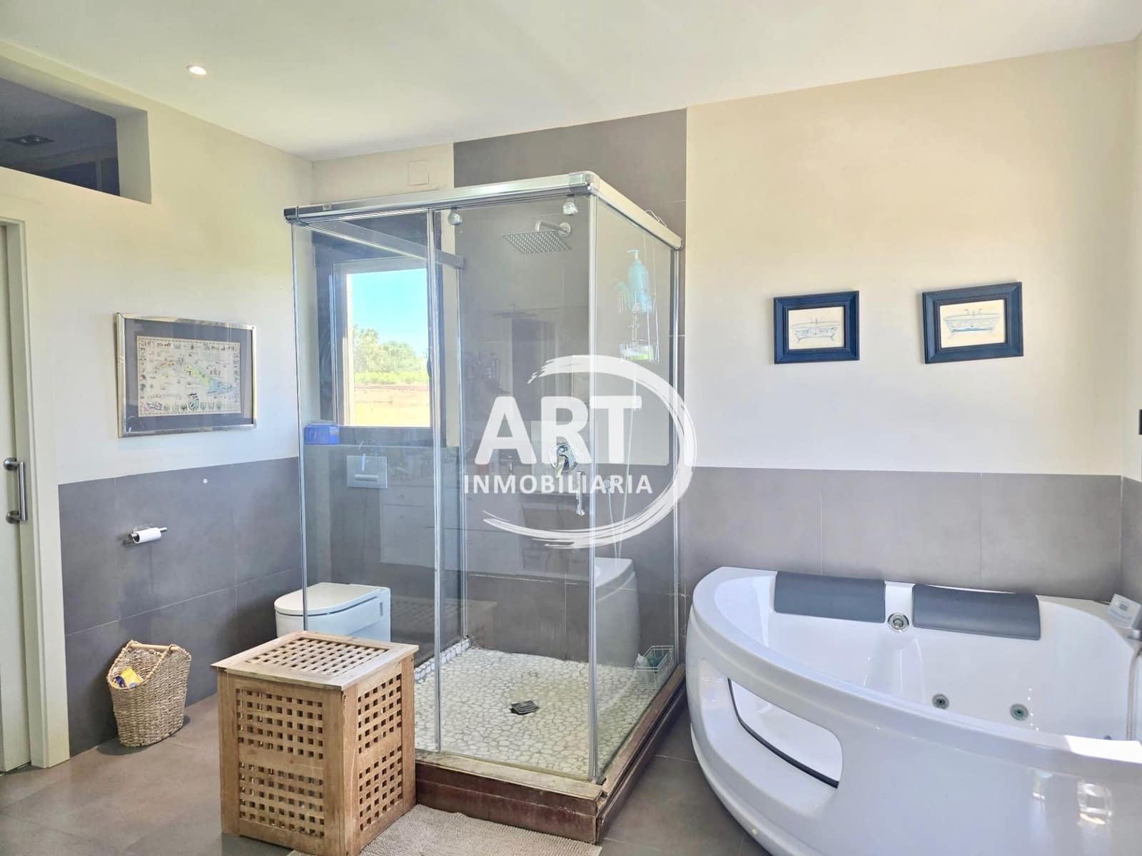 4 bedroom Villa for sale in Betera with pool garage - € 2,250,000 (Ref: 9864012)