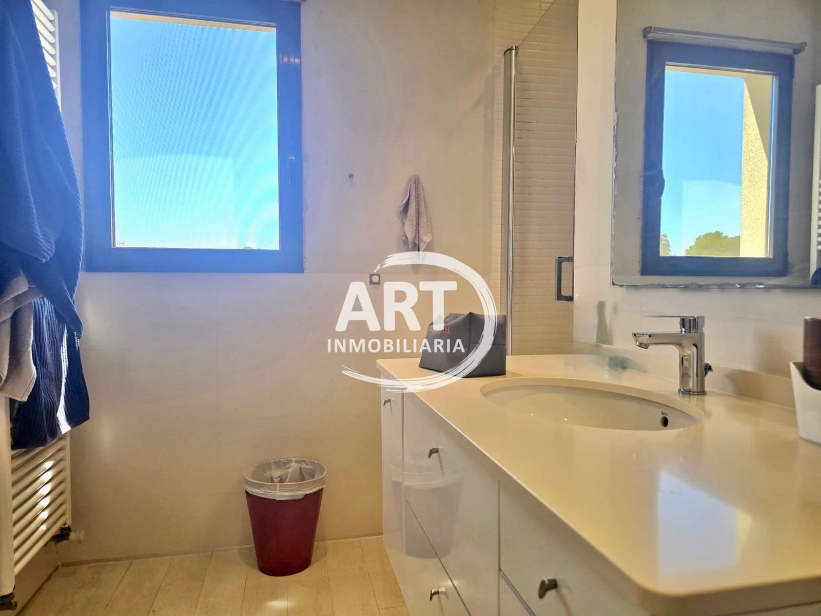 4 bedroom Villa for sale in Betera with pool garage - € 2,250,000 (Ref: 9864012)