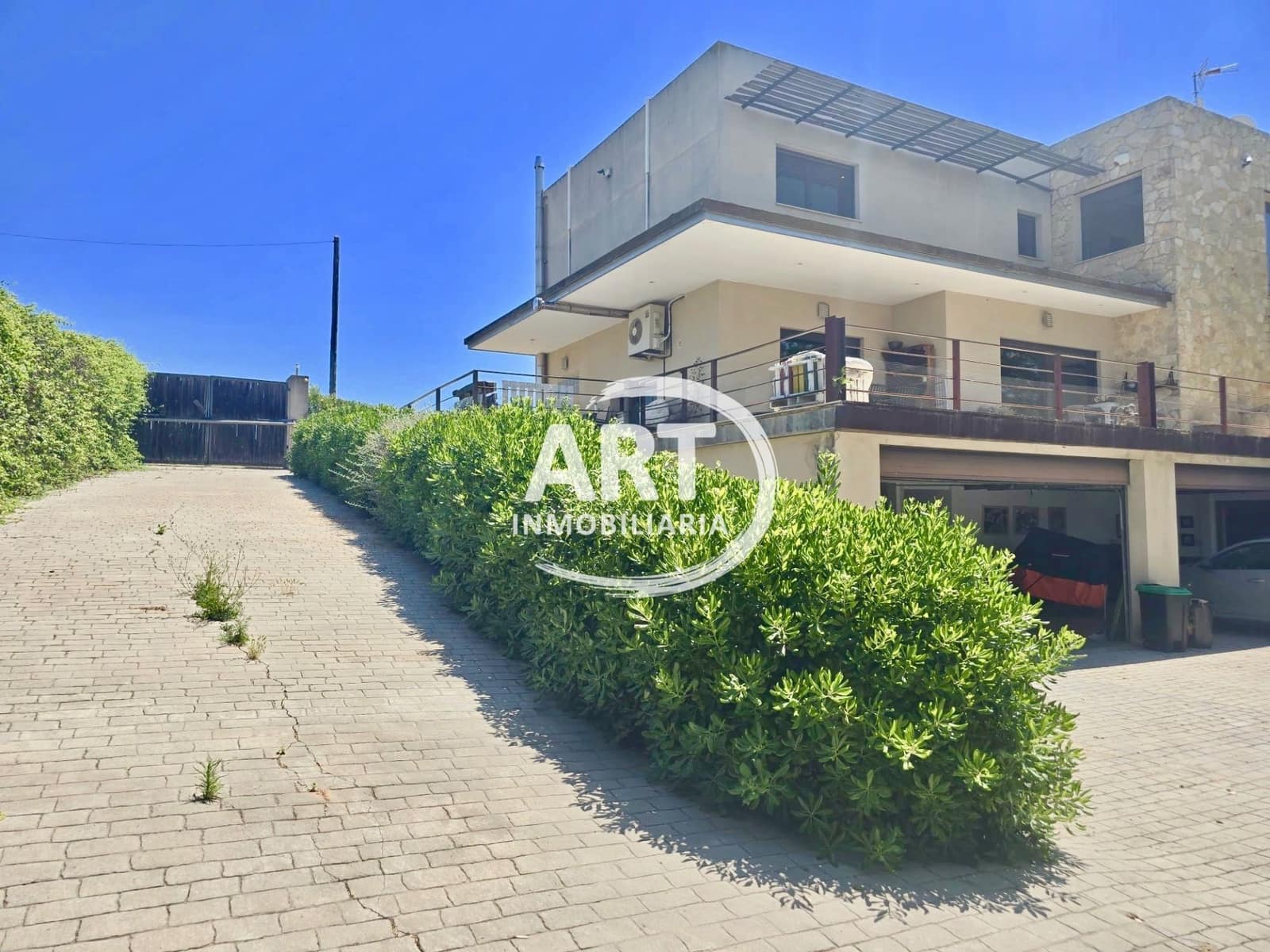 4 bedroom Villa for sale in Betera with pool garage - € 2,250,000 (Ref: 9864012)