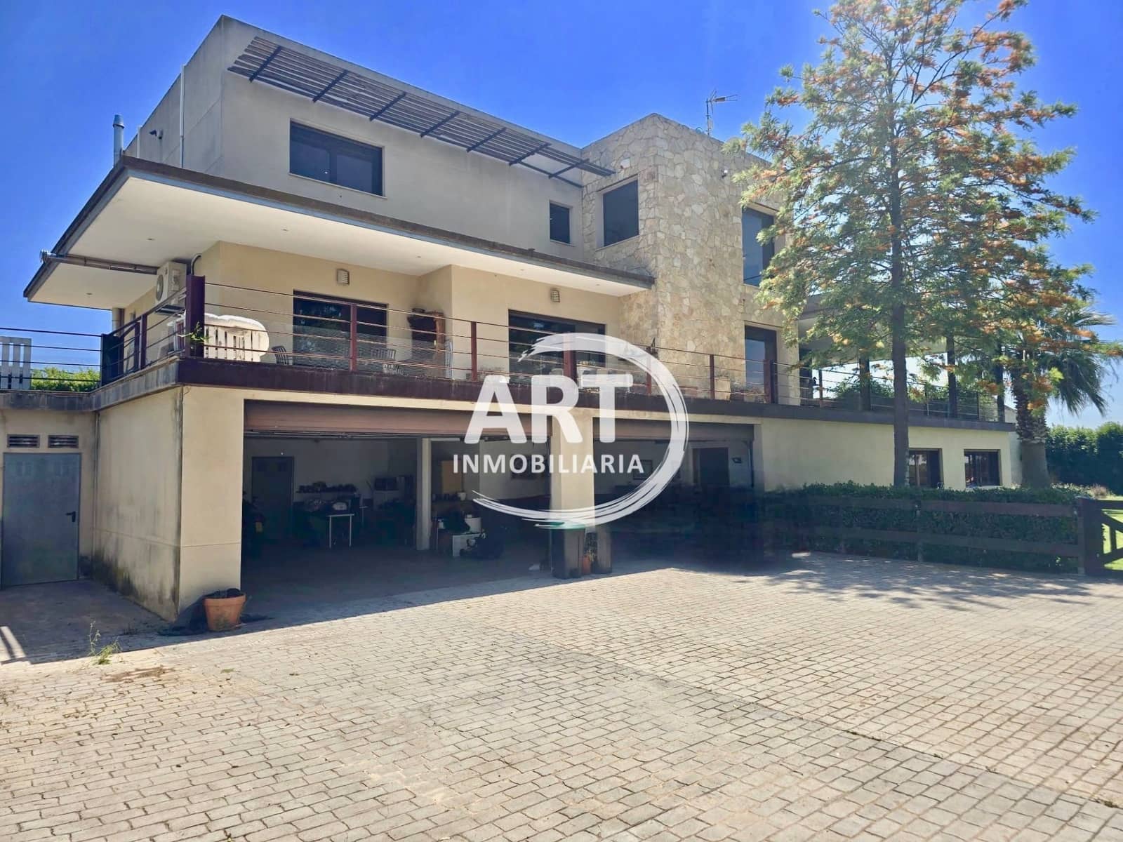 4 bedroom Villa for sale in Betera with pool garage - € 2,250,000 (Ref: 9864012)