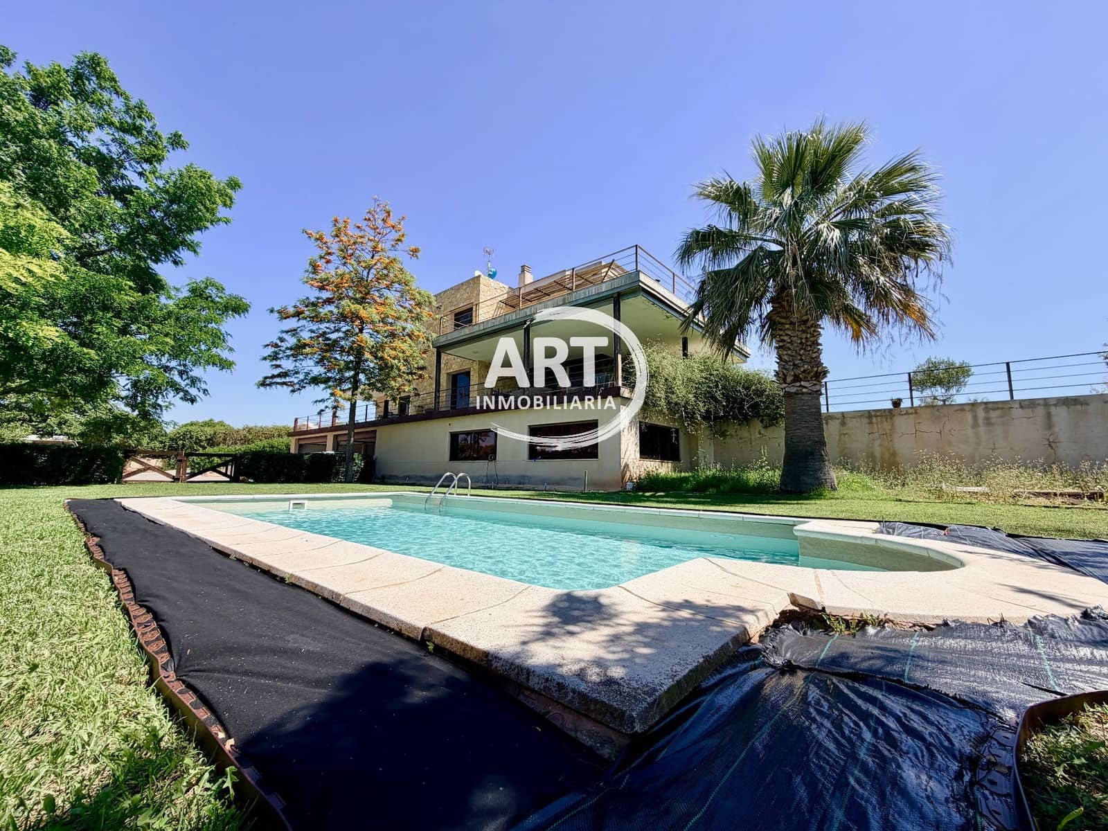 4 bedroom Villa for sale in Betera with pool garage - € 2,250,000 (Ref: 9864012)