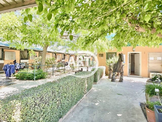 4 soveværelse Villa til salg i Bétera med swimmingpool garage - € 2.250.000 (Ref: 9864012)