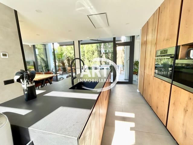 Chalet de 4 habitaciones en Bétera en venta con piscina garaje - 1.390.000 € (Ref: 9864013)