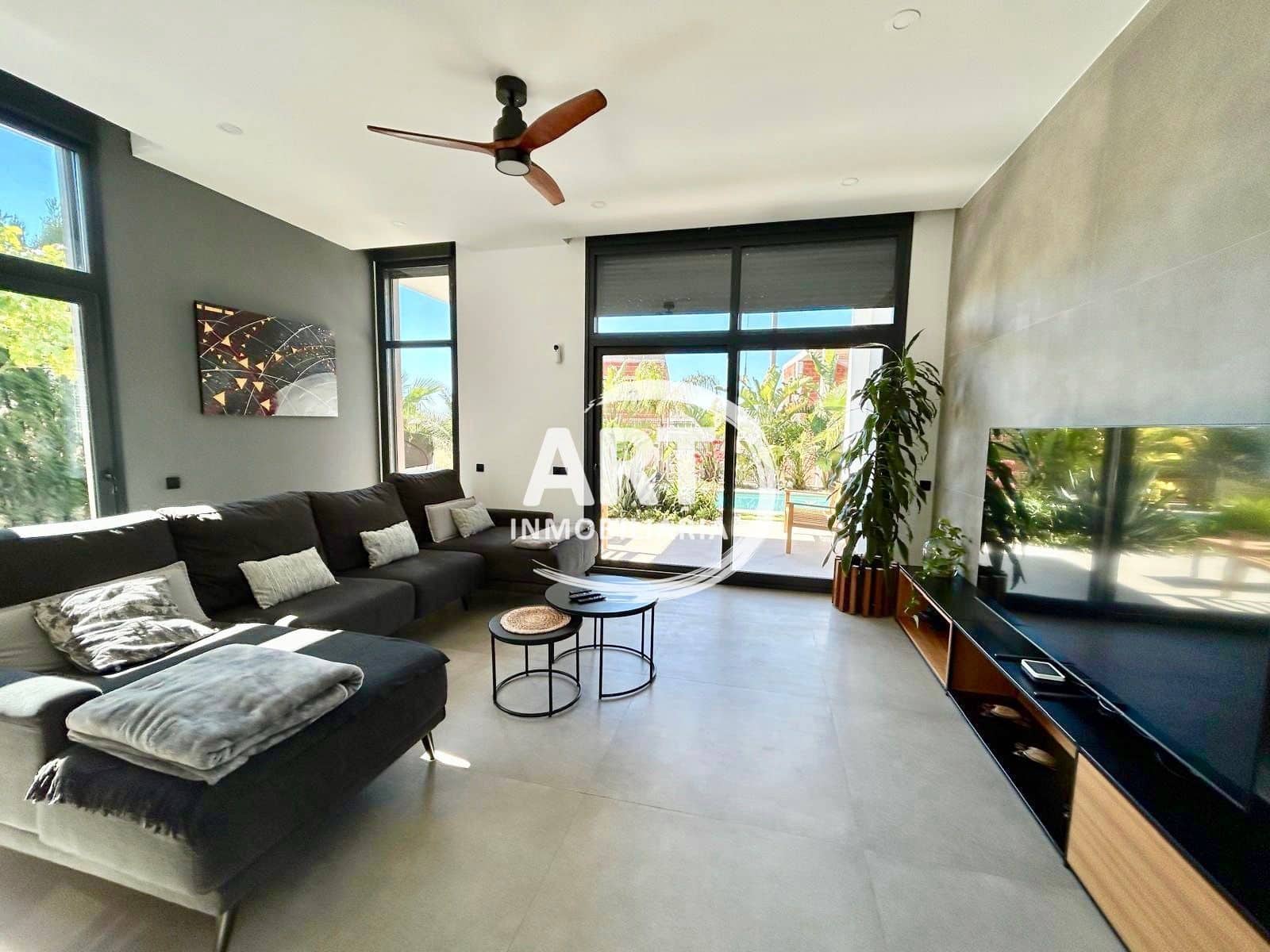 Chalet de 4 habitaciones en Bétera en venta con piscina garaje - 1.390.000 € (Ref: 9864013)