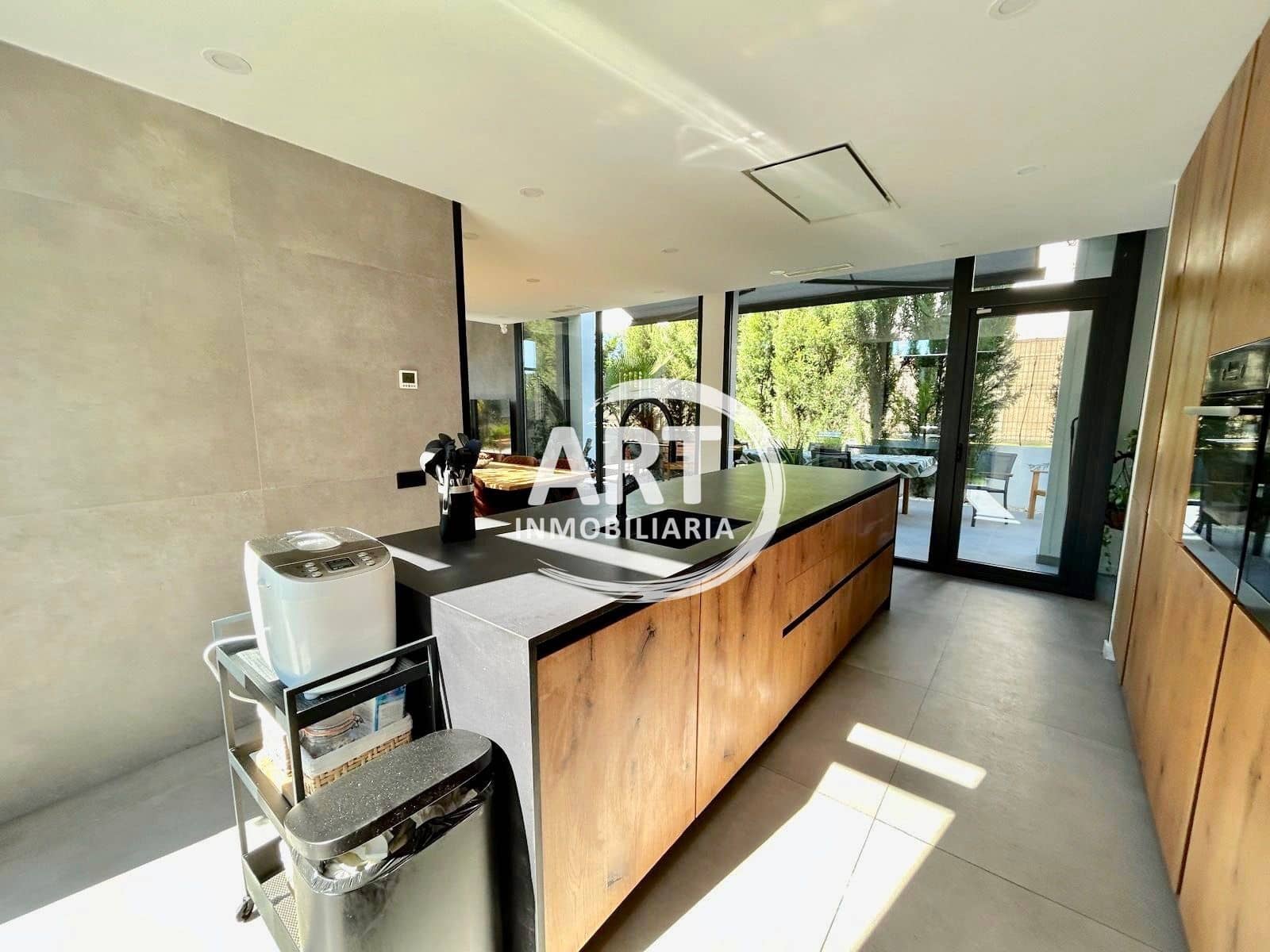 Chalet de 4 habitaciones en Bétera en venta con piscina garaje - 1.390.000 € (Ref: 9864013)