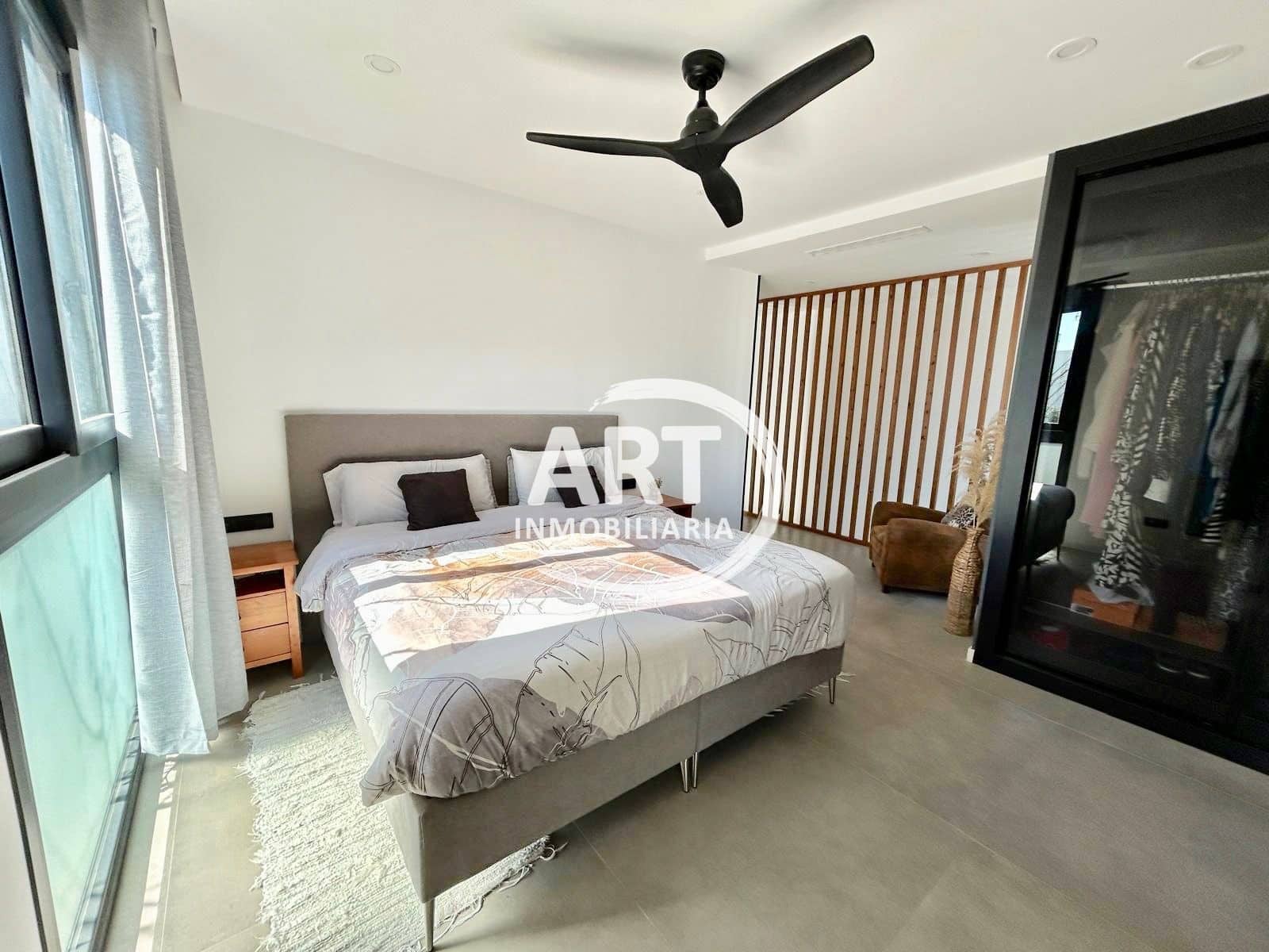 Chalet de 4 habitaciones en Bétera en venta con piscina garaje - 1.390.000 € (Ref: 9864013)
