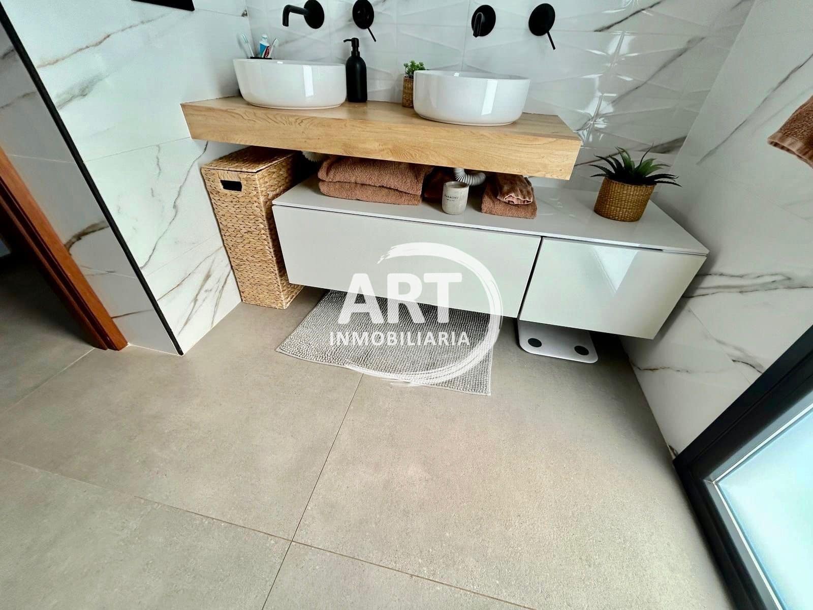 Chalet de 4 habitaciones en Bétera en venta con piscina garaje - 1.390.000 € (Ref: 9864013)