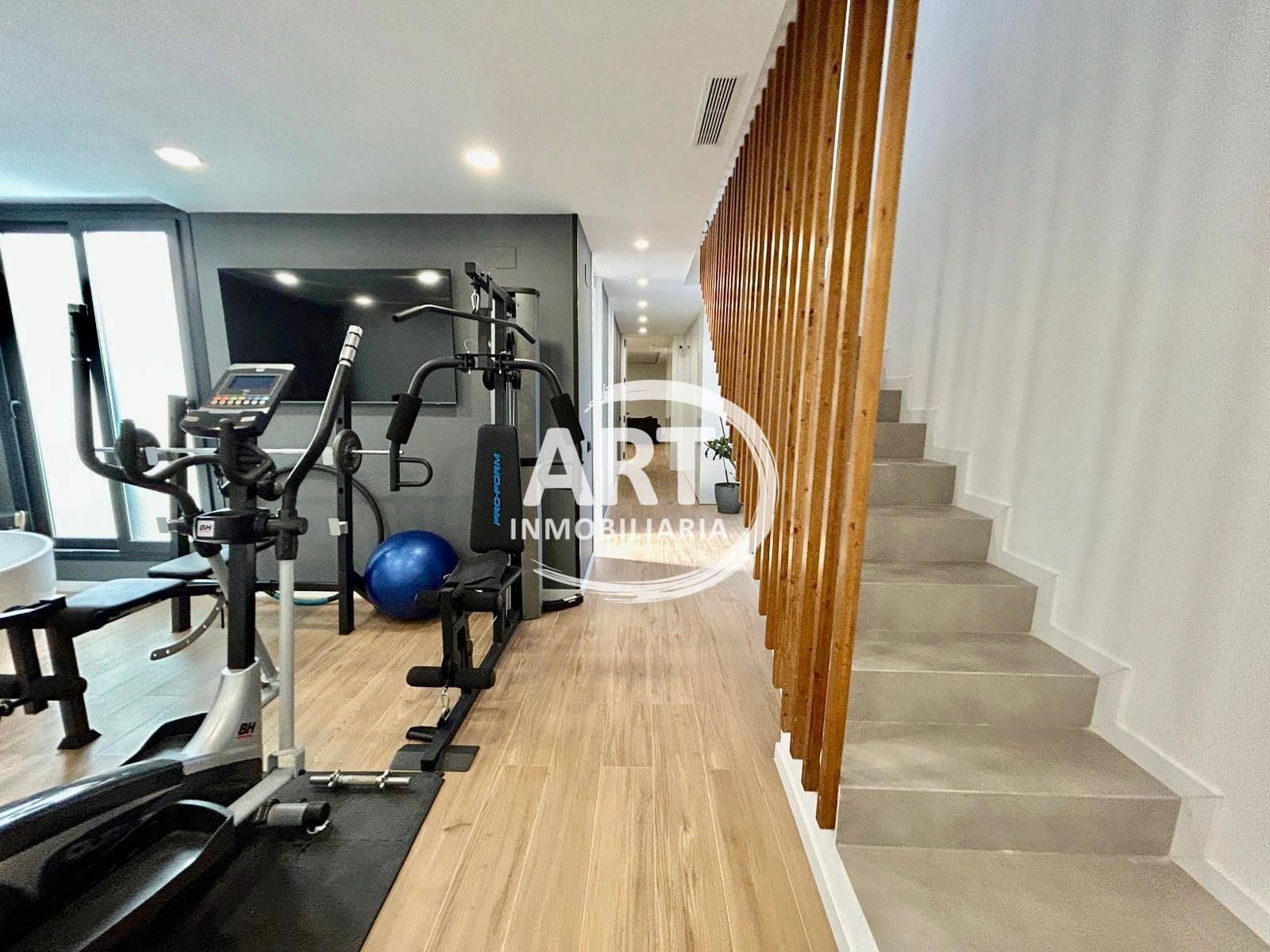 Chalet de 4 habitaciones en Bétera en venta con piscina garaje - 1.390.000 € (Ref: 9864013)