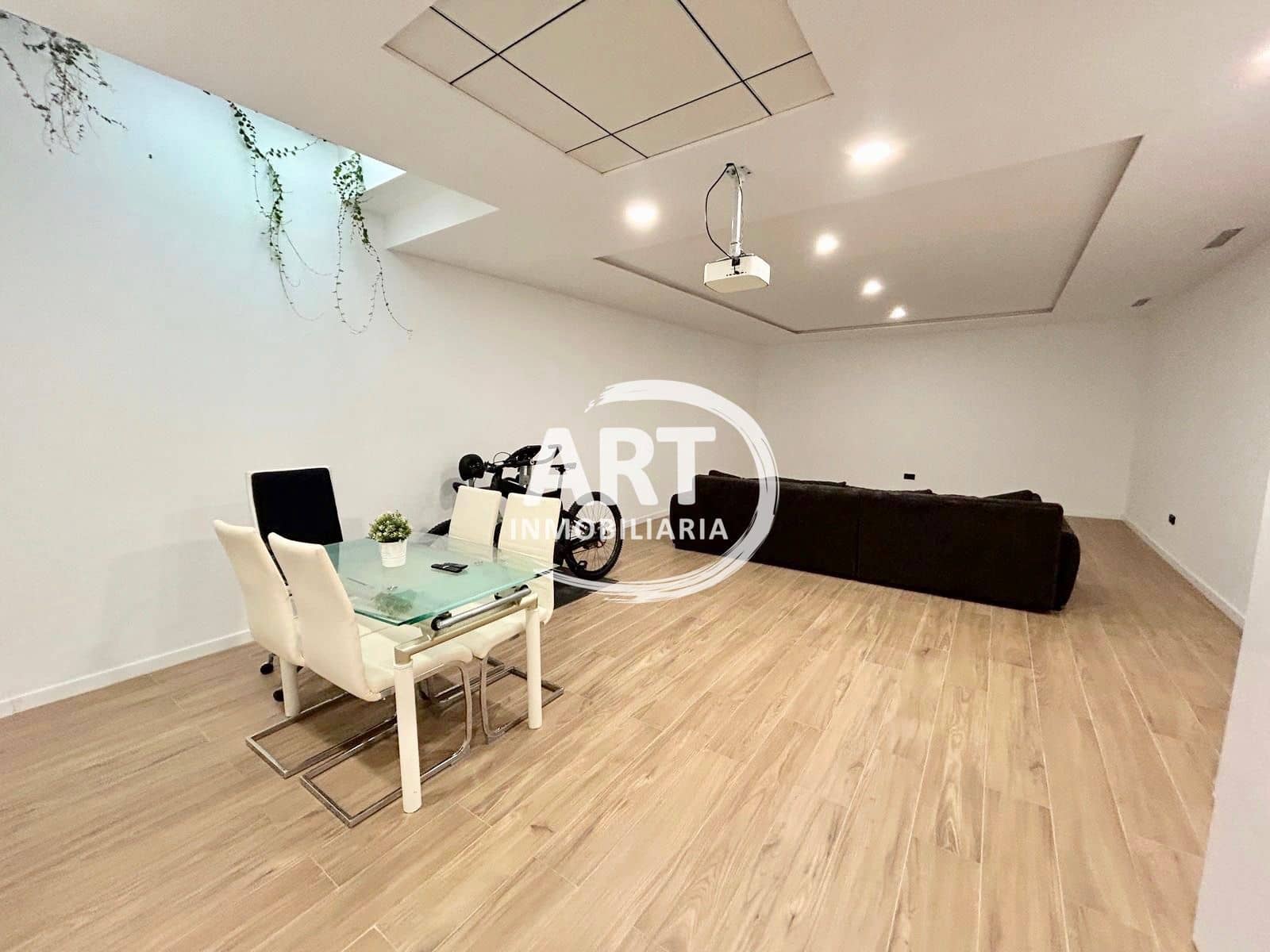 Chalet de 4 habitaciones en Bétera en venta con piscina garaje - 1.390.000 € (Ref: 9864013)
