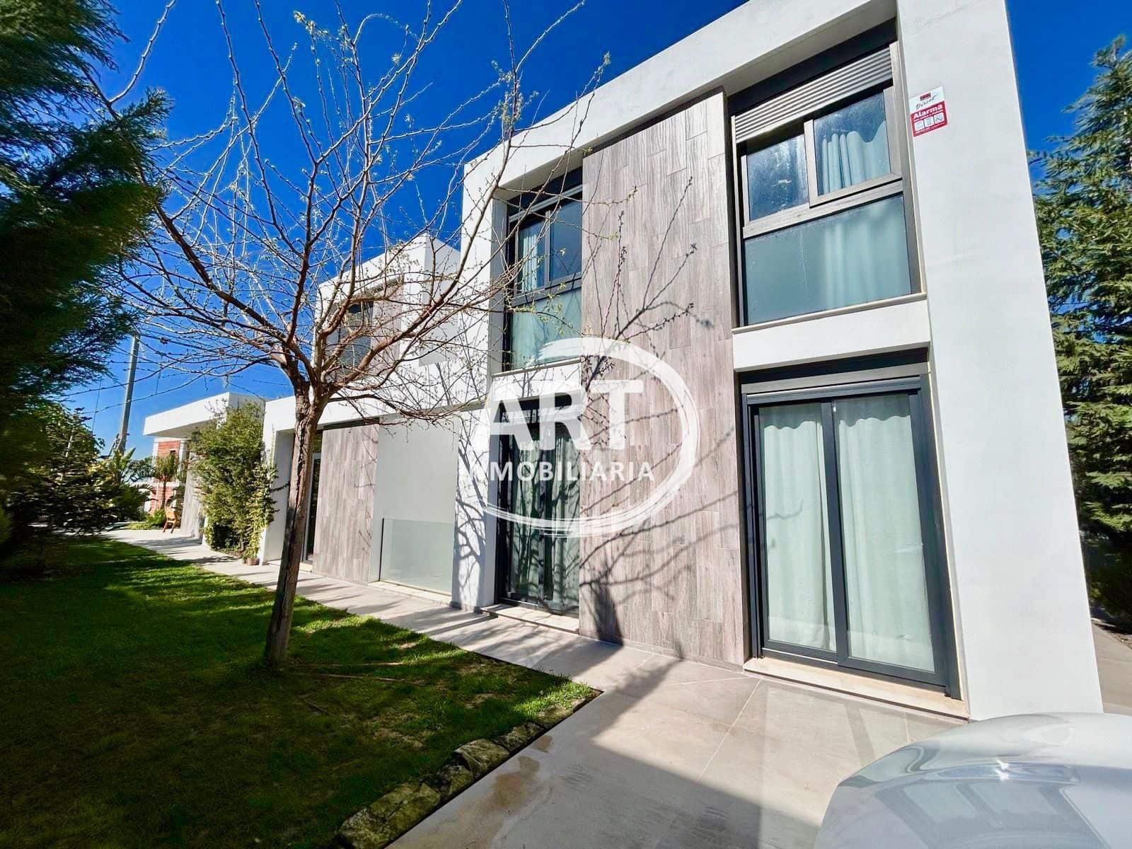 Chalet de 4 habitaciones en Bétera en venta con piscina garaje - 1.390.000 € (Ref: 9864013)