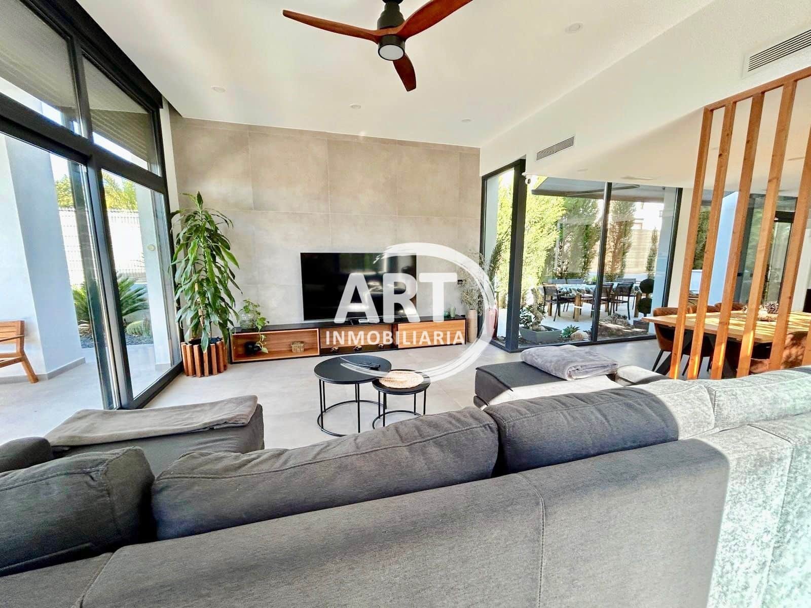 Chalet de 4 habitaciones en Bétera en venta con piscina garaje - 1.390.000 € (Ref: 9864013)