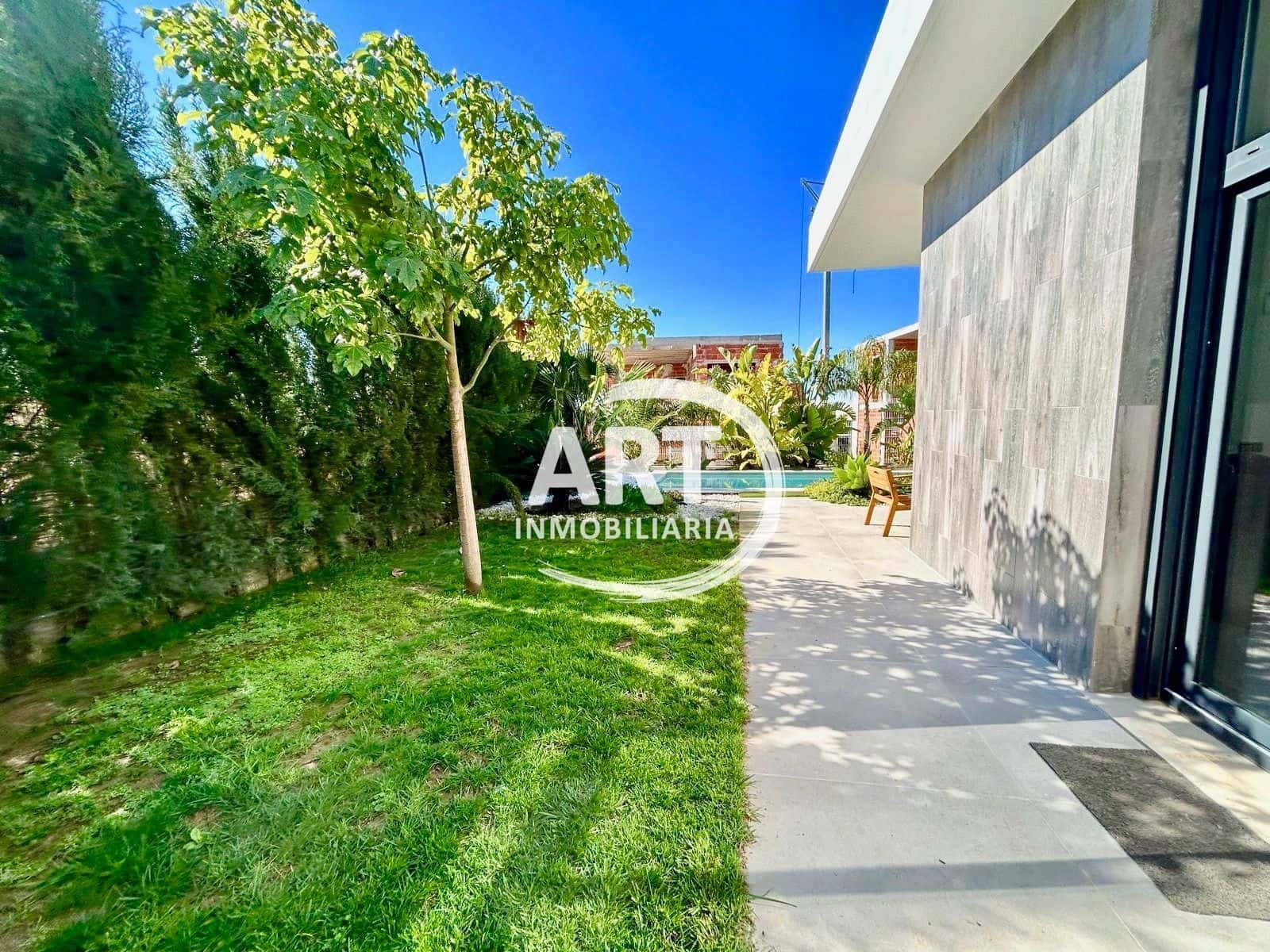 Chalet de 4 habitaciones en Bétera en venta con piscina garaje - 1.390.000 € (Ref: 9864013)