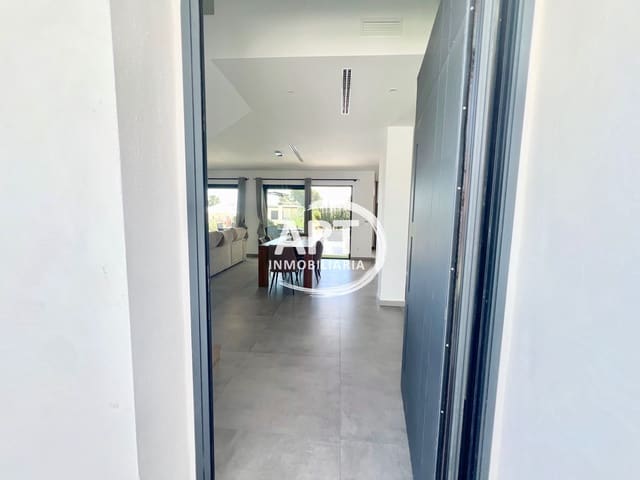 4 slaapkamer Villa te koop in Bétera met zwembad garage - € 950.000 (Ref: 9868161)