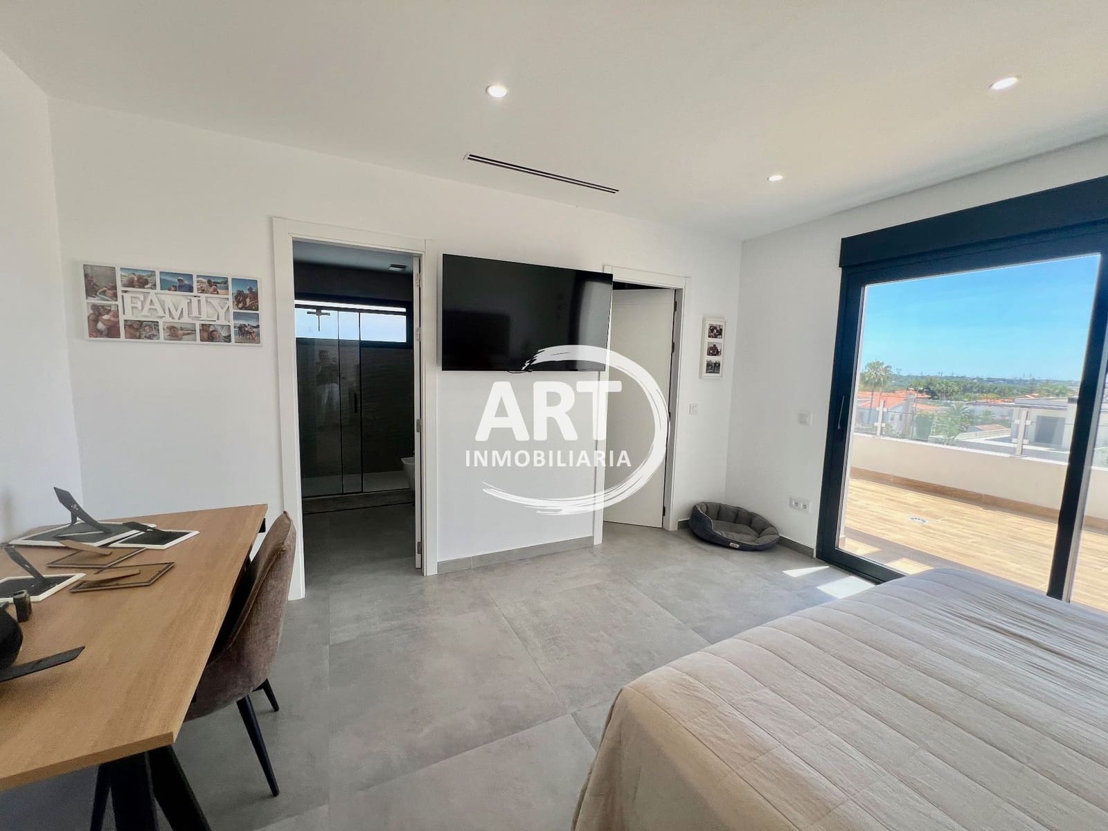 4 slaapkamer Villa te koop in Betera met zwembad garage - € 950.000 (Ref: 9868161)