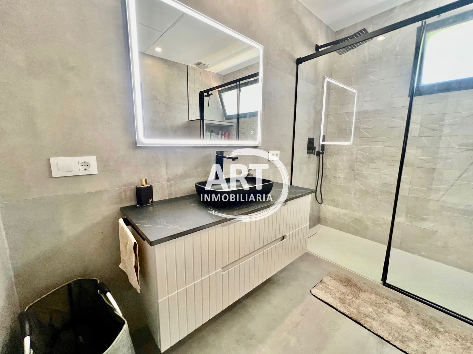 4 slaapkamer Villa te koop in Betera met zwembad garage - € 950.000 (Ref: 9868161)
