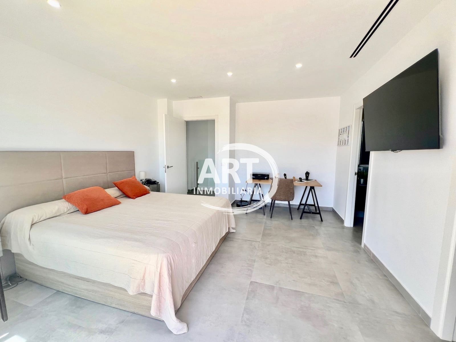 4 slaapkamer Villa te koop in Betera met zwembad garage - € 950.000 (Ref: 9868161)