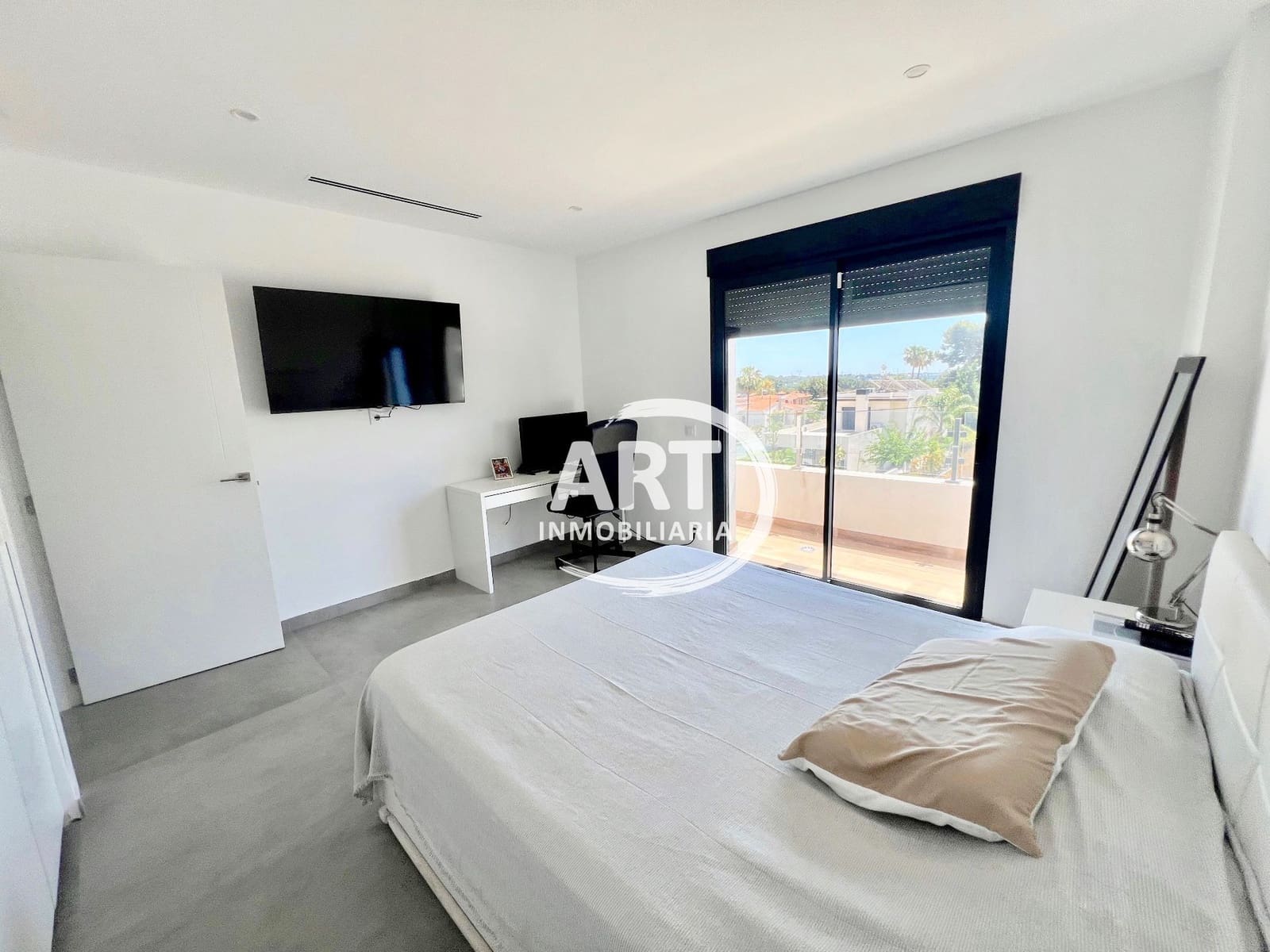 4 slaapkamer Villa te koop in Betera met zwembad garage - € 950.000 (Ref: 9868161)