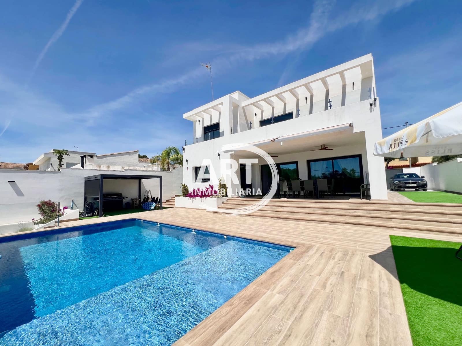 4 slaapkamer Villa te koop in Betera met zwembad garage - € 950.000 (Ref: 9868161)