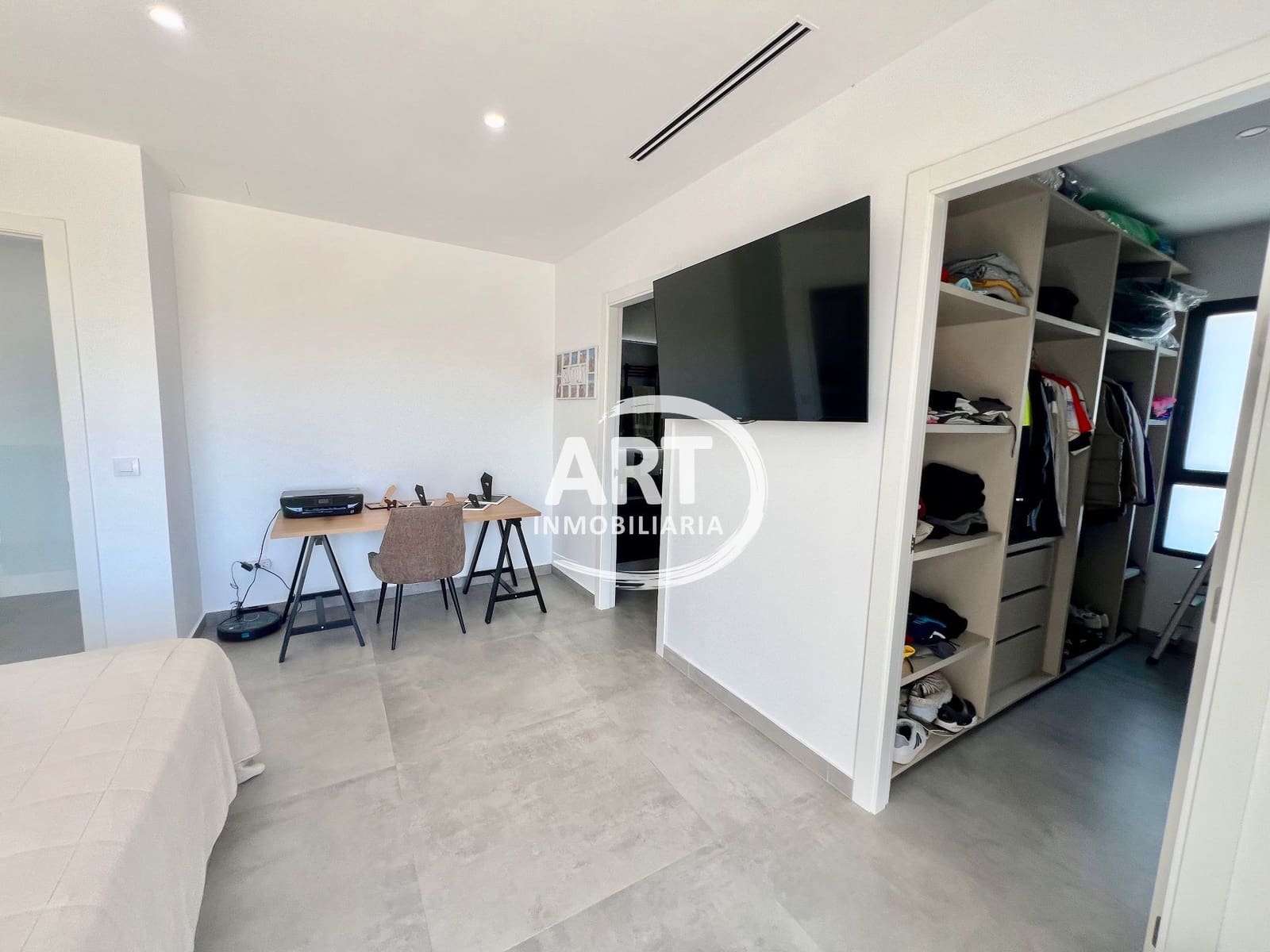 4 slaapkamer Villa te koop in Betera met zwembad garage - € 950.000 (Ref: 9868161)