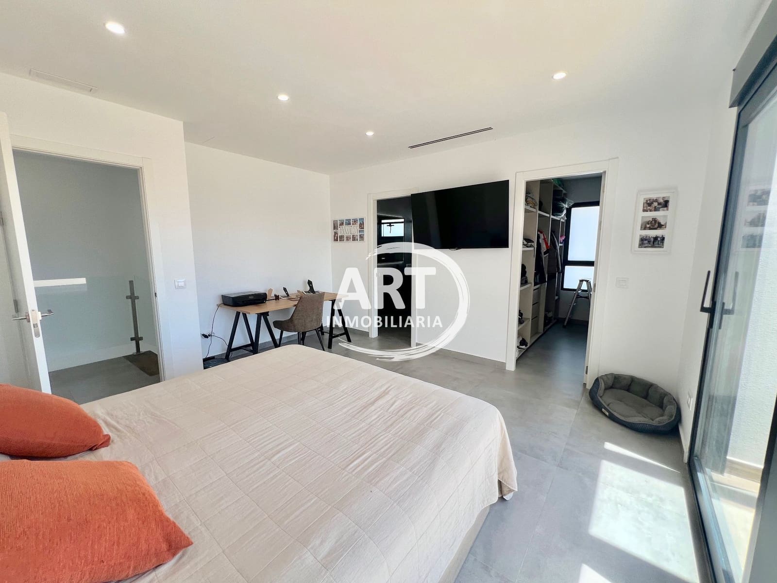 4 slaapkamer Villa te koop in Betera met zwembad garage - € 950.000 (Ref: 9868161)