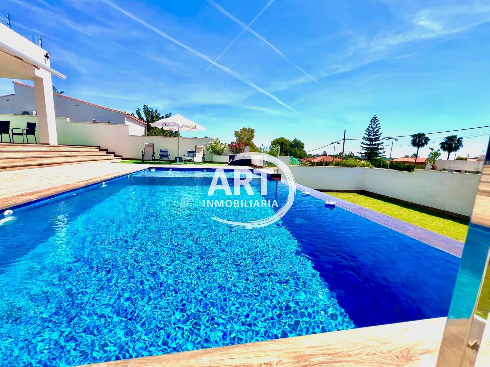 4 slaapkamer Villa te koop in Betera met zwembad garage - € 950.000 (Ref: 9868161)