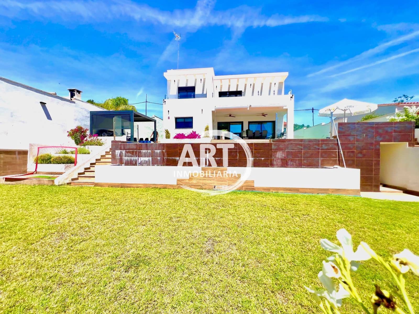 4 slaapkamer Villa te koop in Betera met zwembad garage - € 950.000 (Ref: 9868161)