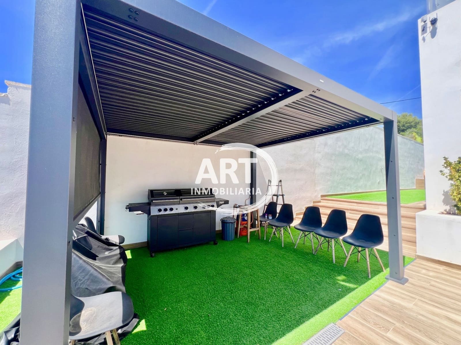 4 slaapkamer Villa te koop in Betera met zwembad garage - € 950.000 (Ref: 9868161)