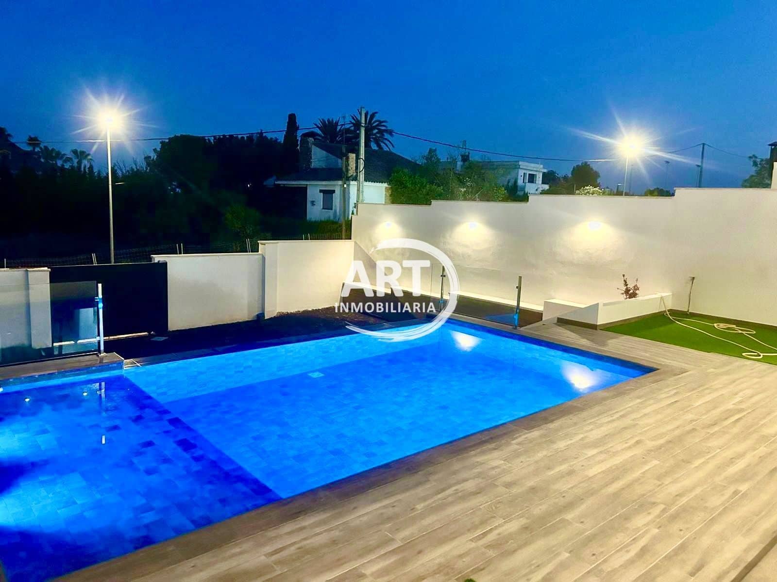 4 soverom Villa til salgs i San Antonio de Benageber med svømmebasseng garasje - € 870 000 (Ref: 9868161)