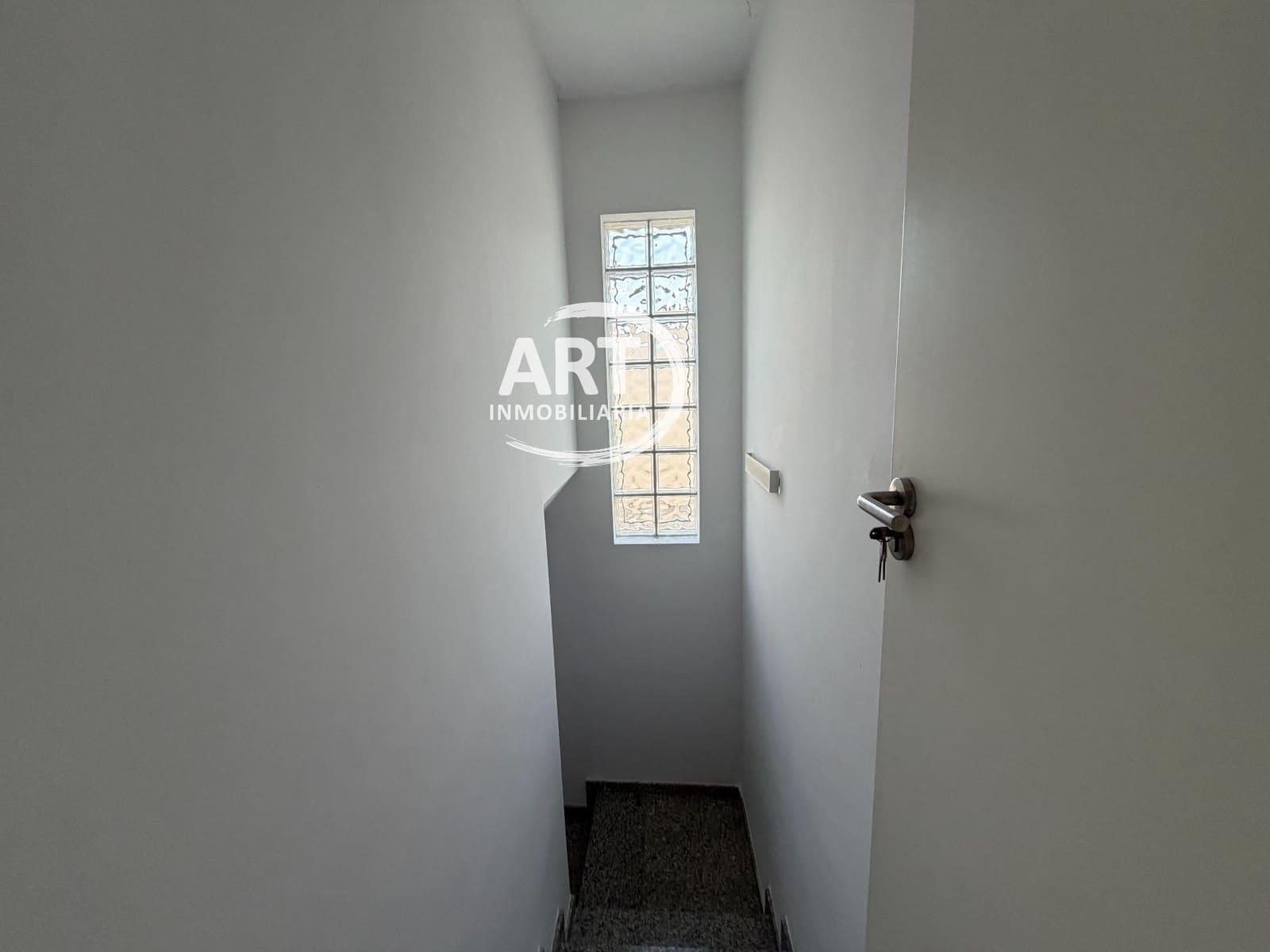 3 sovrum Villa till salu i La Pobla de Vallbona med pool garage - 460 000 € (Ref: 9869836)