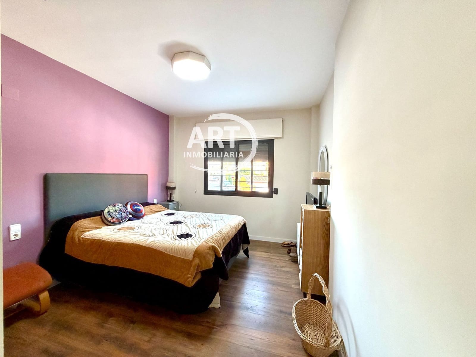 3 sovrum Villa till salu i La Pobla de Vallbona med pool garage - 460 000 € (Ref: 9869836)