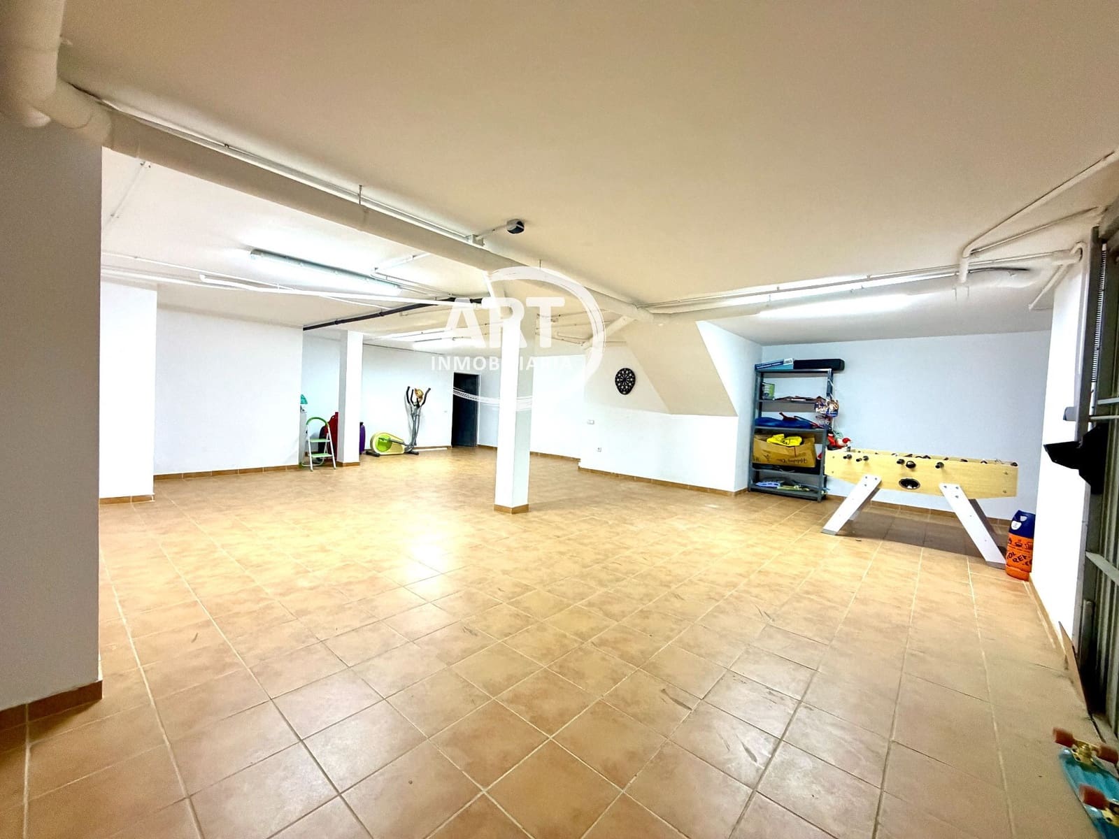 3 sovrum Villa till salu i La Pobla de Vallbona med pool garage - 460 000 € (Ref: 9869836)