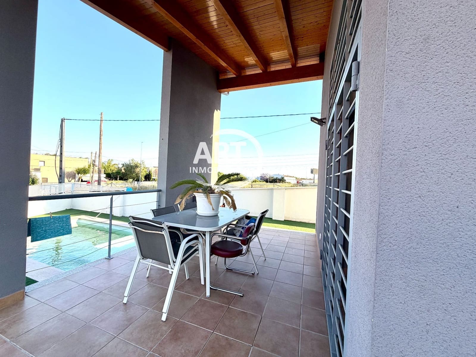 3 sovrum Villa till salu i La Pobla de Vallbona med pool garage - 460 000 € (Ref: 9869836)