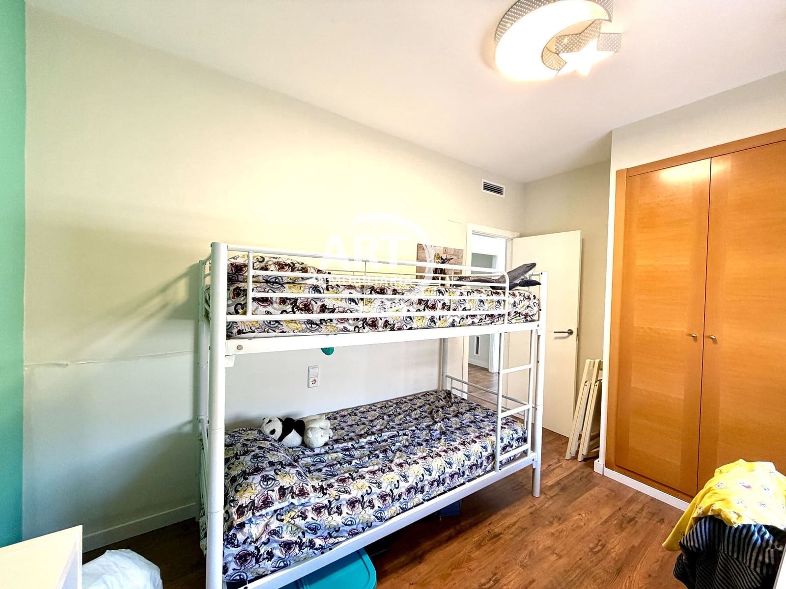 3 sovrum Villa till salu i La Pobla de Vallbona med pool garage - 460 000 € (Ref: 9869836)