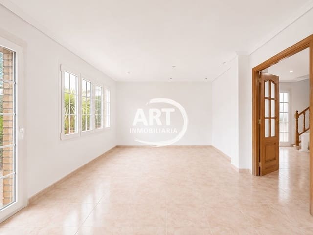 4 soverom Villa til salgs i L'Eliana med svømmebasseng garasje - € 1 200 000 (Ref: 9877880)
