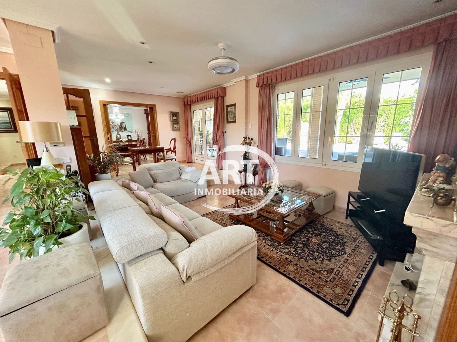 4 soverom Villa til salgs i L'Eliana med svømmebasseng garasje - € 1 200 000 (Ref: 9877880)