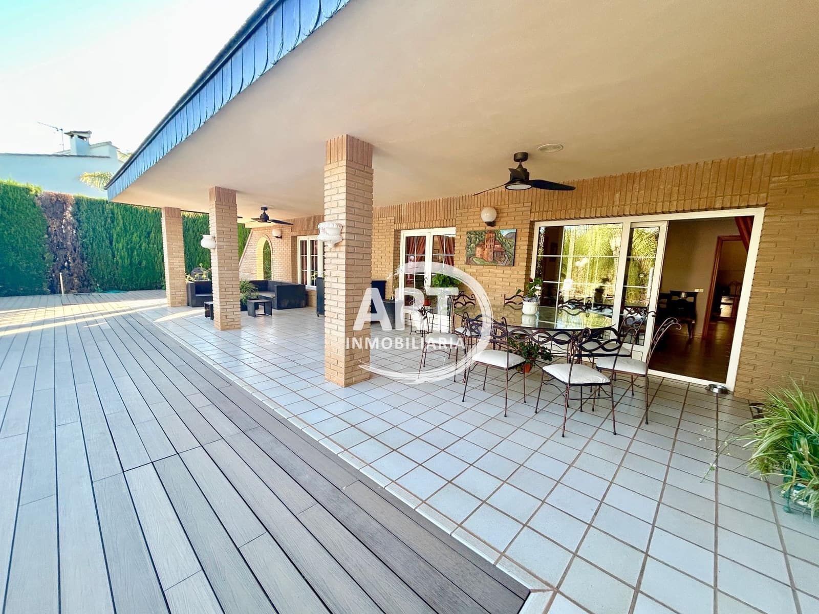4 soverom Villa til salgs i L'Eliana med svømmebasseng garasje - € 1 200 000 (Ref: 9877880)