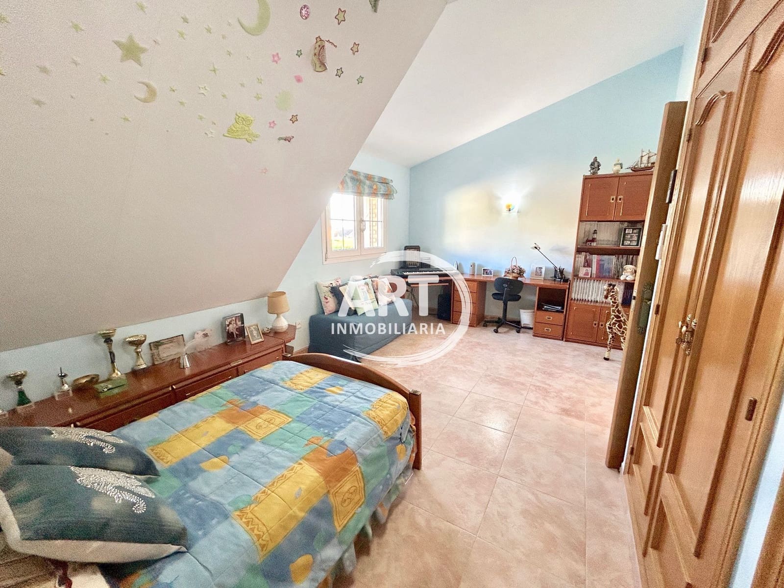 4 soverom Villa til salgs i L'Eliana med svømmebasseng garasje - € 1 200 000 (Ref: 9877880)
