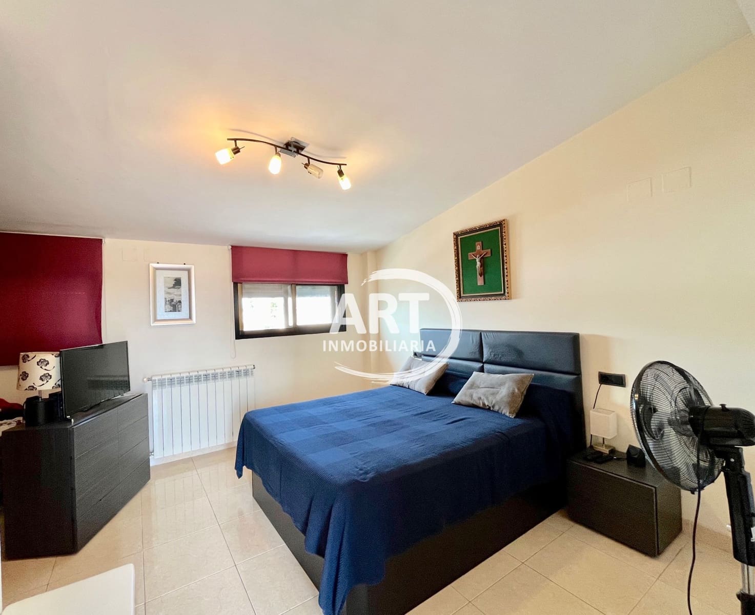 4 sypialnia Dom blizniak na sprzedaż w San Antonio de Benageber z basenem garażem - 530 000 € (Ref: 9880552)