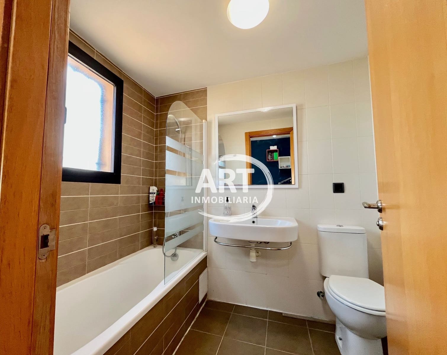 4 sypialnia Dom blizniak na sprzedaż w San Antonio de Benageber z basenem garażem - 530 000 € (Ref: 9880552)