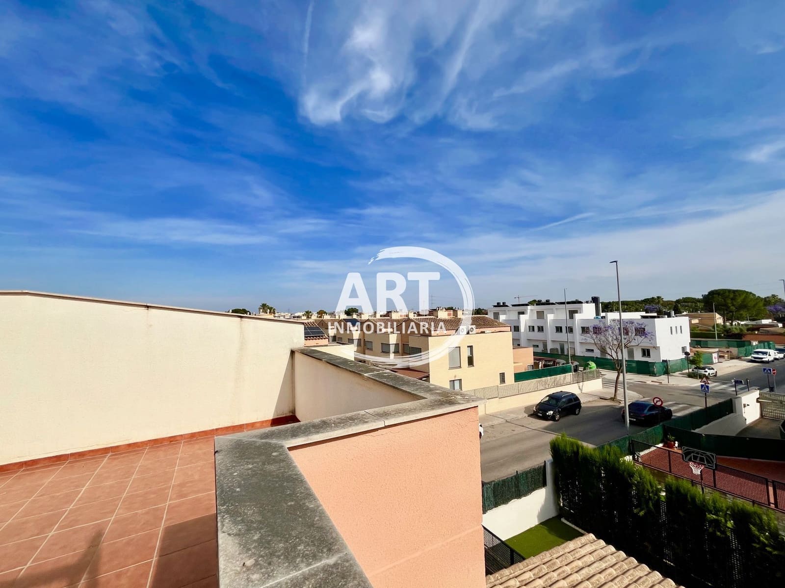4 sypialnia Dom blizniak na sprzedaż w San Antonio de Benageber z basenem garażem - 530 000 € (Ref: 9880552)