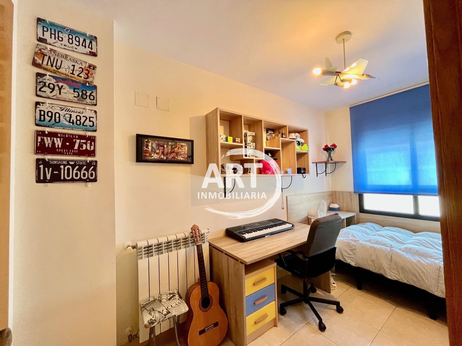 4 sypialnia Dom blizniak na sprzedaż w San Antonio de Benageber z basenem garażem - 530 000 € (Ref: 9880552)