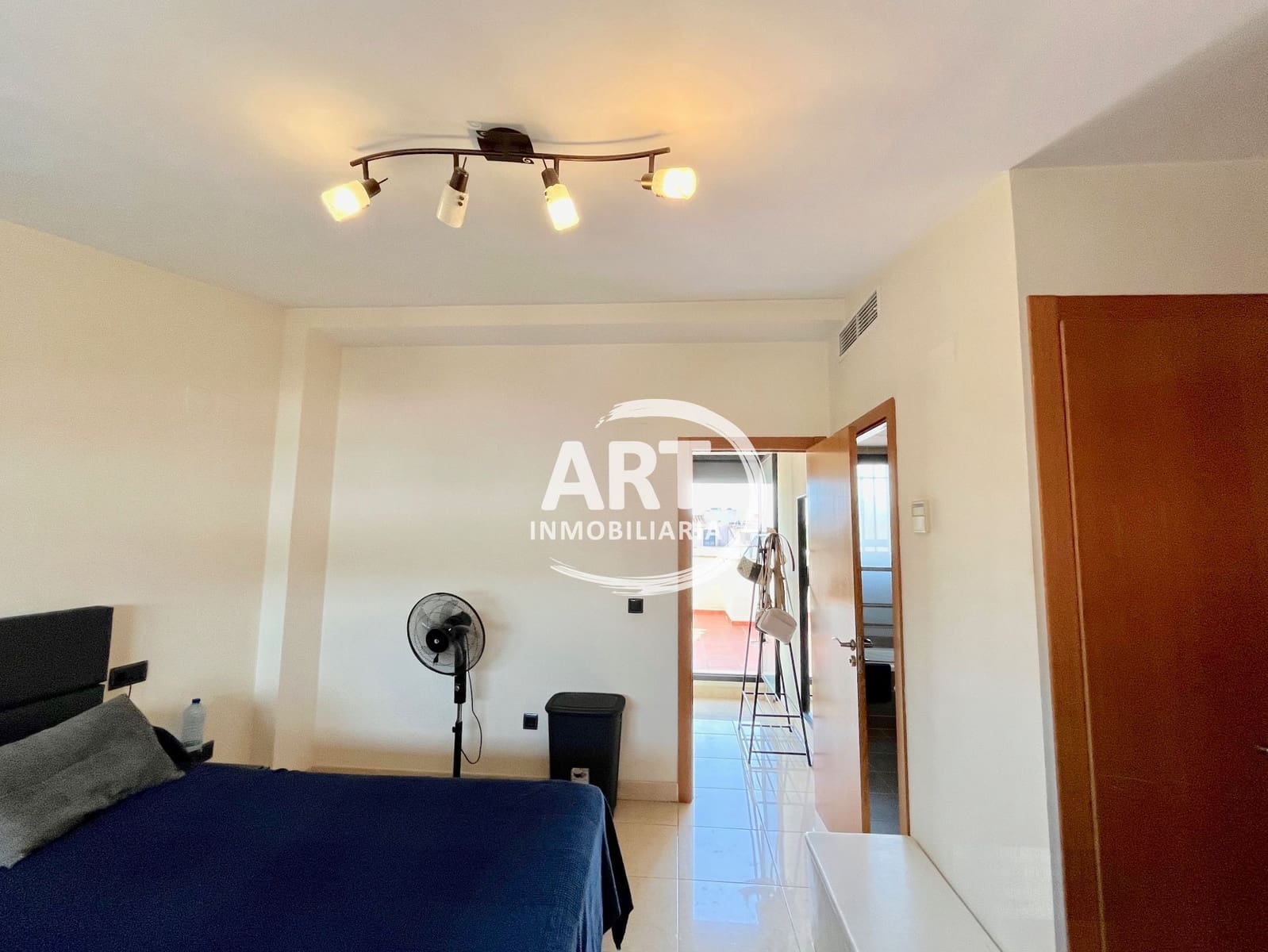 4 sypialnia Dom blizniak na sprzedaż w San Antonio de Benageber z basenem garażem - 530 000 € (Ref: 9880552)