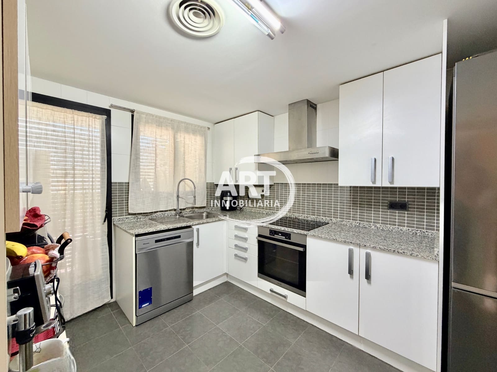4 sypialnia Dom blizniak na sprzedaż w San Antonio de Benageber z basenem garażem - 530 000 € (Ref: 9880552)