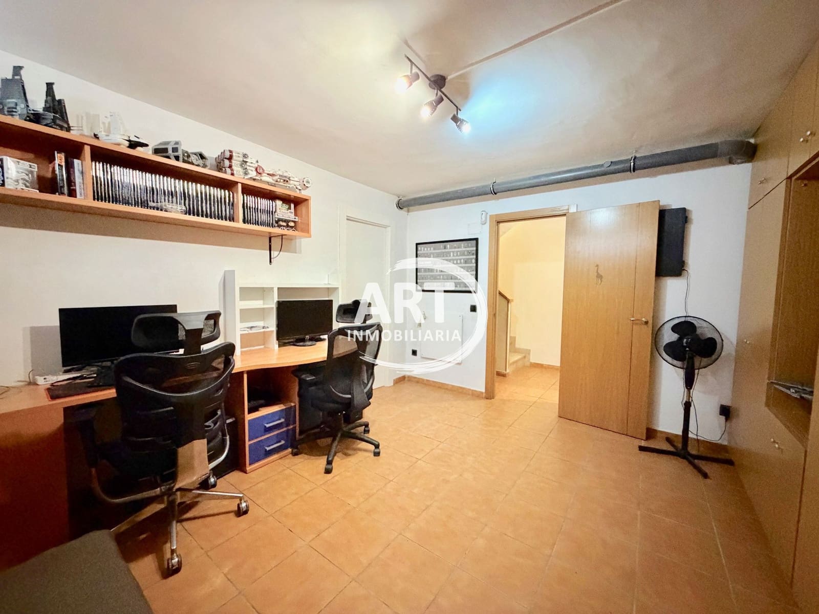 4 sypialnia Dom blizniak na sprzedaż w San Antonio de Benageber z basenem garażem - 530 000 € (Ref: 9880552)