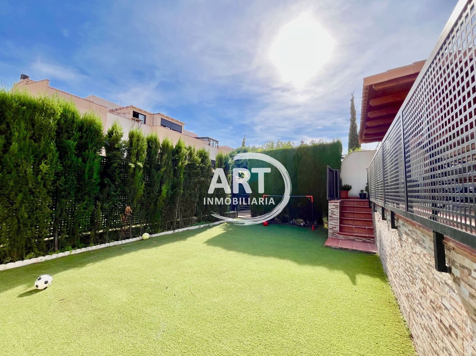 4 sypialnia Dom blizniak na sprzedaż w San Antonio de Benageber z basenem garażem - 530 000 € (Ref: 9880552)