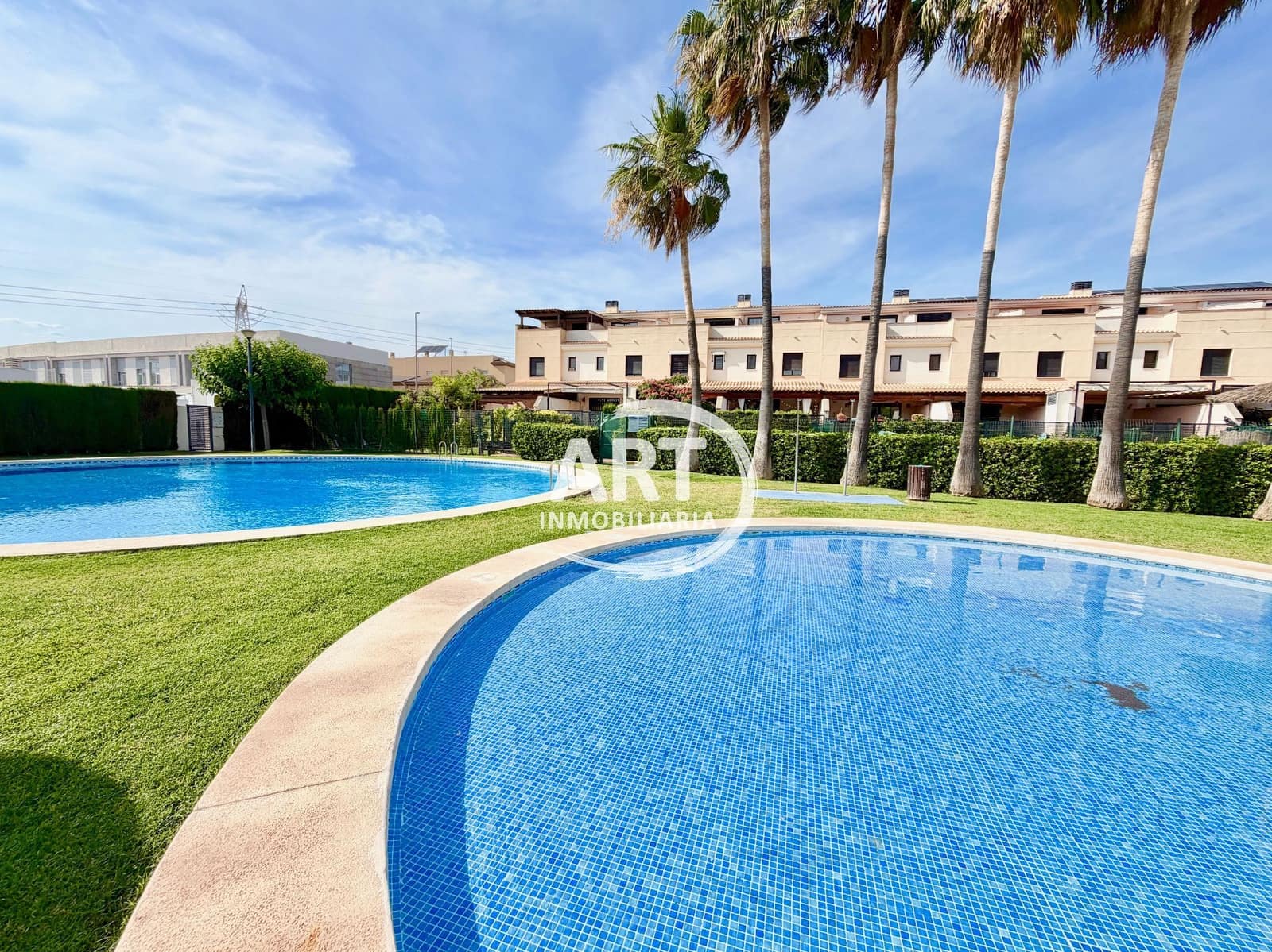 4 sypialnia Dom blizniak na sprzedaż w San Antonio de Benageber z basenem garażem - 530 000 € (Ref: 9880552)